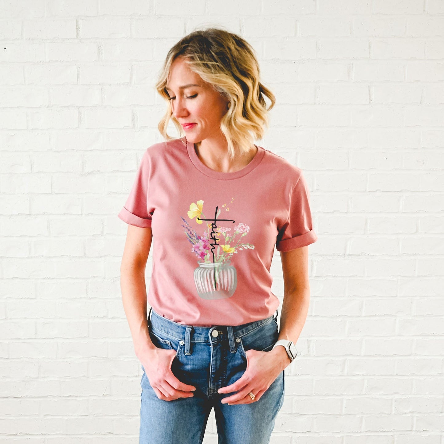 Faith Cross Vase Tee